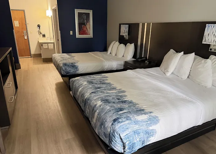Guesthouse Inn & Suites Lexington